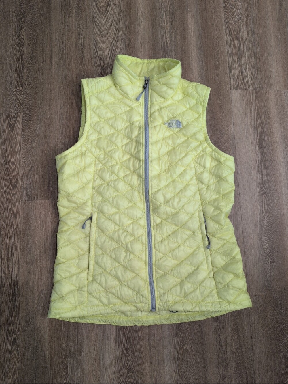 The North Face Thermoball Eco Stow Vest M Acid Yellow Puffer Zip Florescent Read